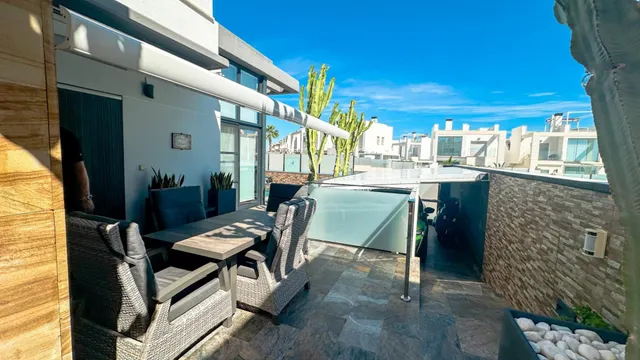 Villa 3 habitaciones 127m² en venta - Lomas de Cabo Roig — 42