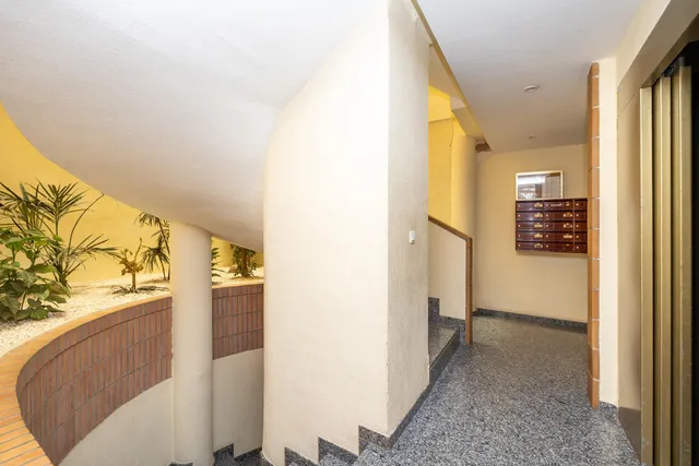 **Luz, vistas despejadas y un encanto especial: tu nuevo refugio en la ciudad** — 26