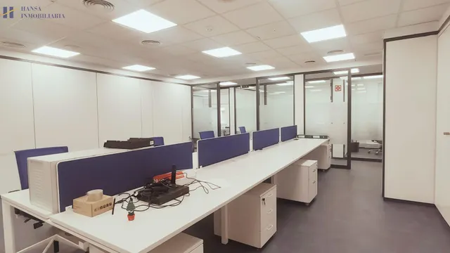 OFICINA EXCLUSIVA EN ALQUILER EN AVENIDA DE MAISONNAVE, ALICANTE — 4