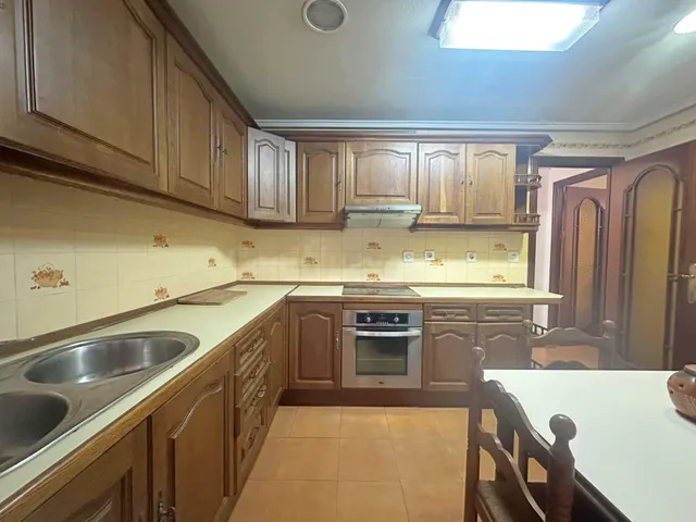 Apartamento con garaje a 300 m del mar — 6