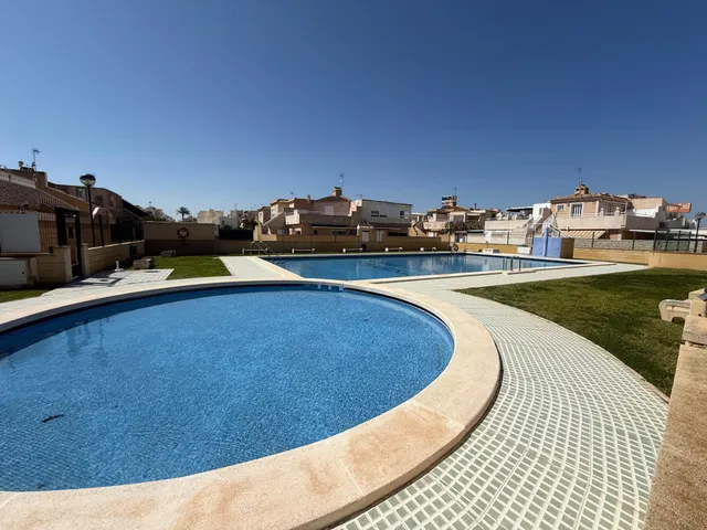 Casa 3 habitaciones 120m² en venta - Carrefour — 39