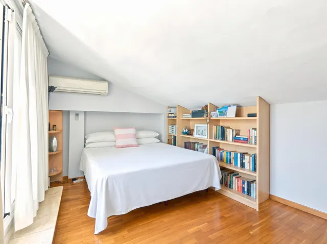Exclusiva casa con piscina , ascensor y placas solares en llavaneres — 33
