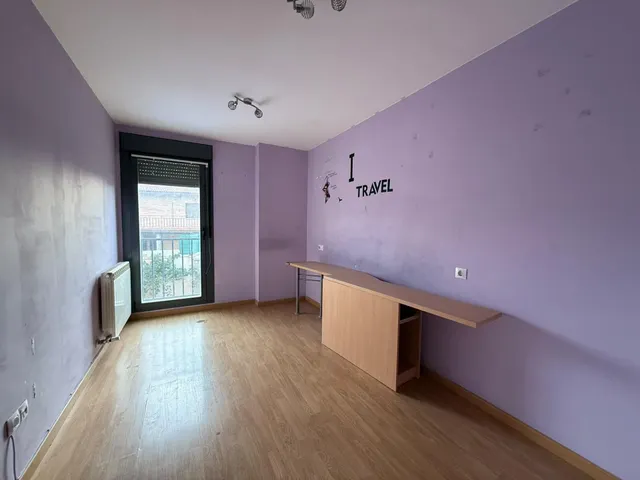 Piso con 2 plazas de garaje y trastero en C/ Tajada (Pedrola) — 14