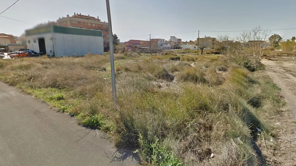 SE VENDE TERRENO EN ZARANDONA