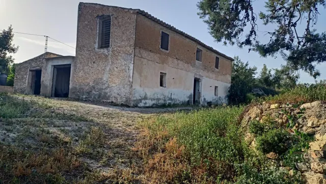 LÚCAR( ALMERÍA ). VENTA DE CORTIJO CON TERRENO. — 22