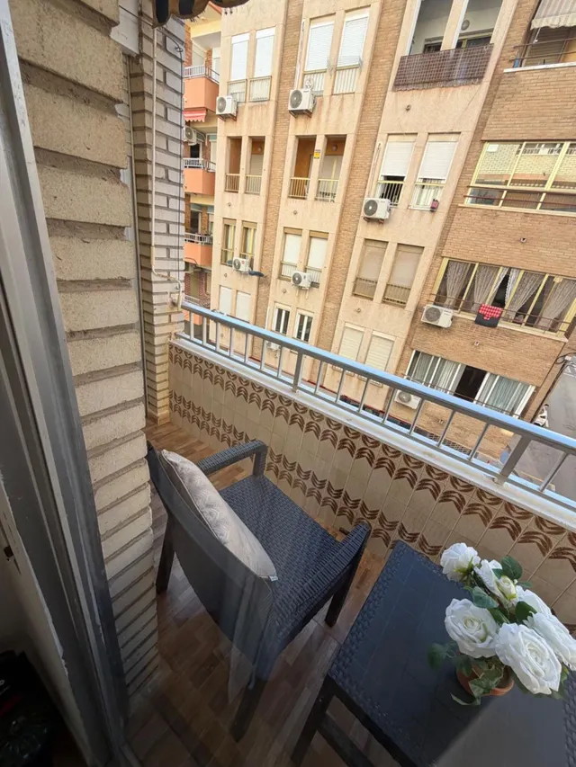 Apartamento 3 habitaciones 90m² en venta - Estacion de autobuses — 32
