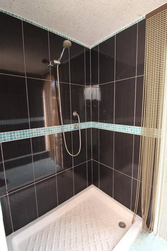 Magnifico chalet con piscina propia, un oasis para sus dias de descanso o si lo desea para vivir todo el año — 50