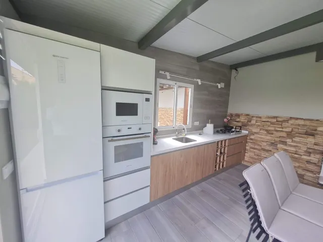 CHALET INDEPENDIENDIENTE EN PARCELA DE 1.450 M2, PISCINA Y AMPLIAS ZONAS EXTERIORES — 30