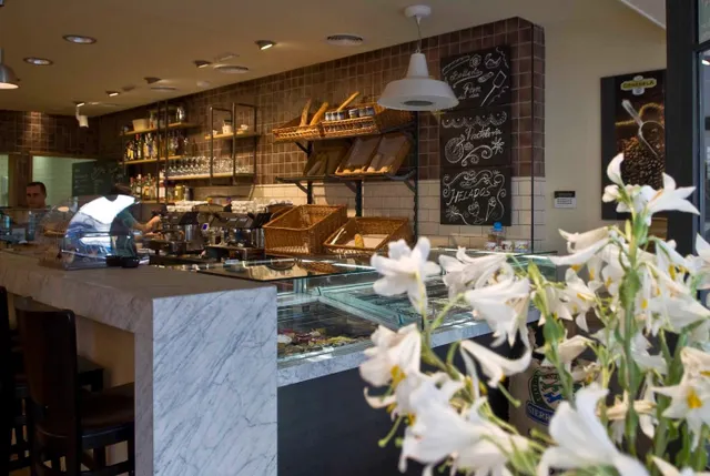 NEGOCIO CAFETERÍA EN LANJARÓN — 15