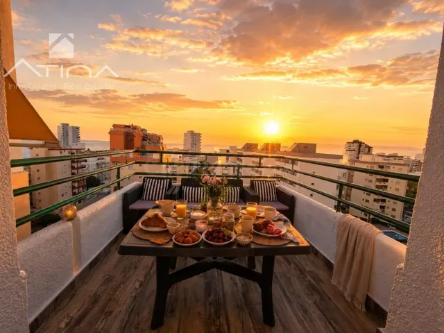 Apartamento con vistas al mar, a solo 100 metros de la arena