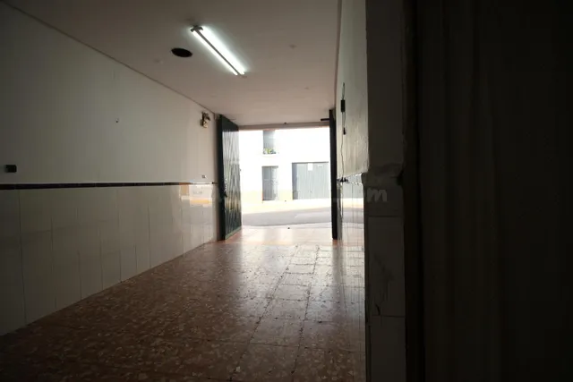 Estupenda casa de tres alturas para entrar a vivir. - foto 3