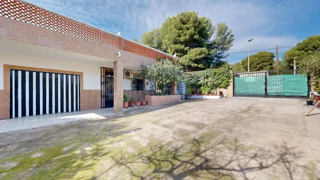 CHALET URBANO EN L ALCORA CASTELLÓN