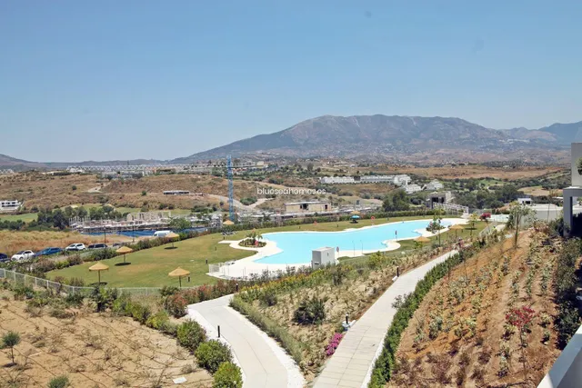 Venta de piso con tres dormitorios en Mijas Costa, Málaga, C - foto 2