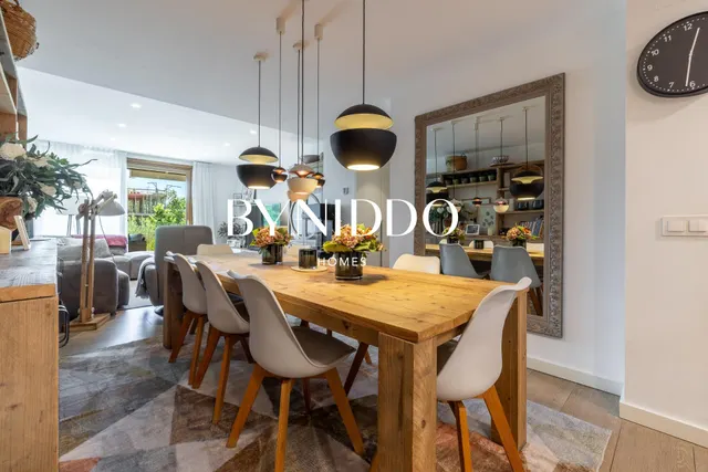 Exclusiva vivienda con dos espacios independientes, jardín privado y piscina en Can Mates — 23