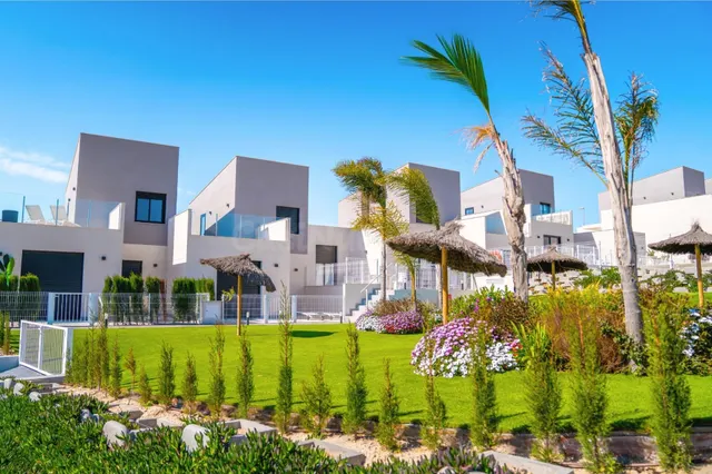 Chalet adosado de obra nueva en Urbanización Villas Altaona - foto 4