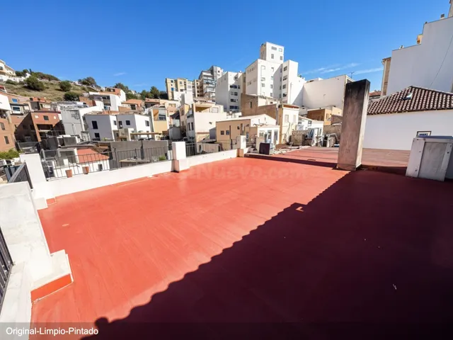 Edificio completo en el centro de Buñol con 3 viviendas, 1 l - foto 2