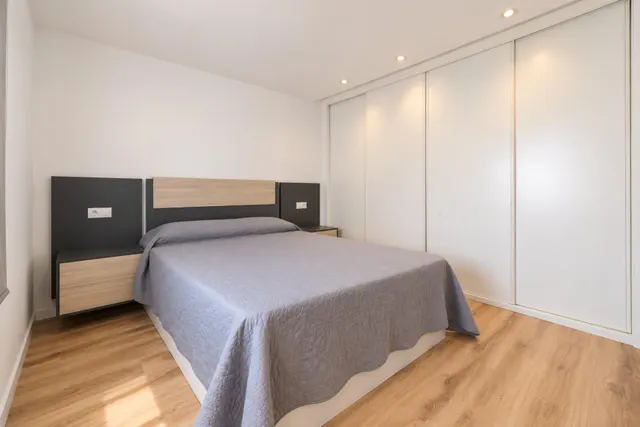 ¡LUMINOSO PISO TOTALMENTE REFORMADO, 100% EXTERIOR Y CON EXCELENTE LUZ NATURAL! — 14