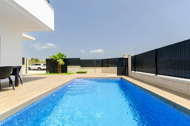 Villas espaciosas, 3 dormitorios, 3 baños y piscina propia — 48