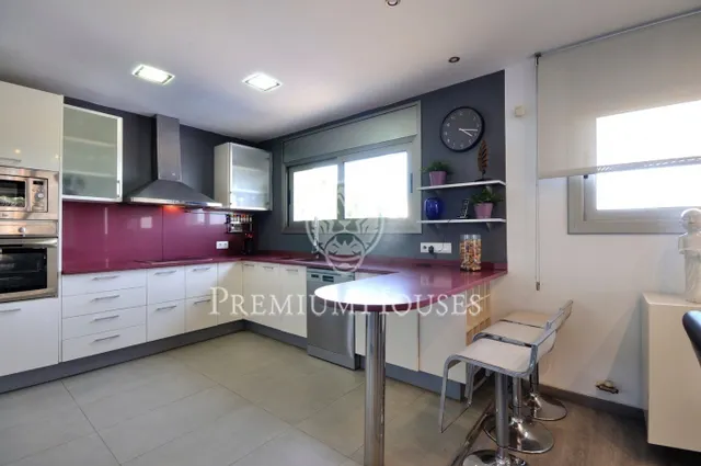 Casa en venta en Sant Cebria de Vallalta. Urb. Vistamar — 8