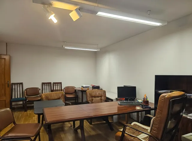 Local comercial en venta en el real sitio de san ildefonso (Segovia) — 16