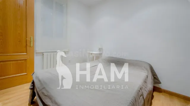 ¡Inmobiliaria HAM ofrece este estupenda vivienda en Madrid! — 2