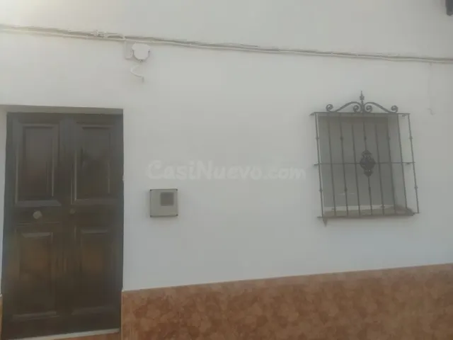 Casa independiente en venta en Montellano - foto 3