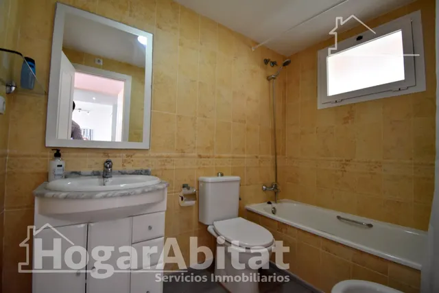 ¡EN PRIMERA LÍNEA DE PLAYA! LUMINOSO EN RESIDENCIAL CON PISCINA Y GARAJE — 32