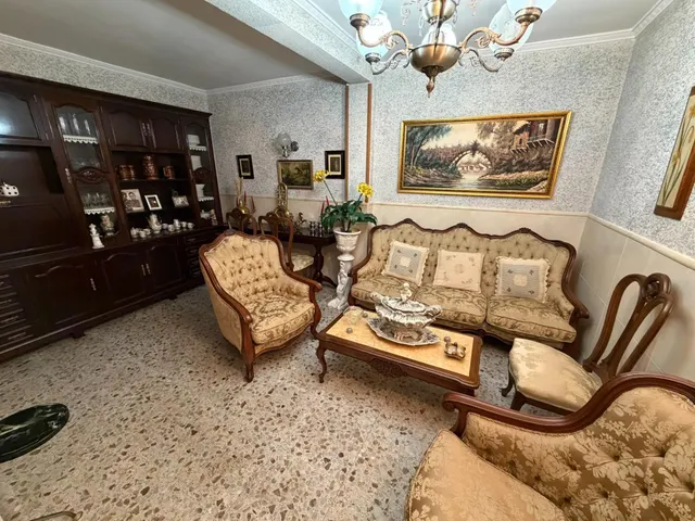 Venta casa zona San Lorenzo en Ponferrada - foto 3