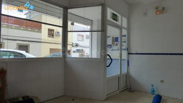 Local acondicionado para cualquier tipo de negocio en María  - foto 4
