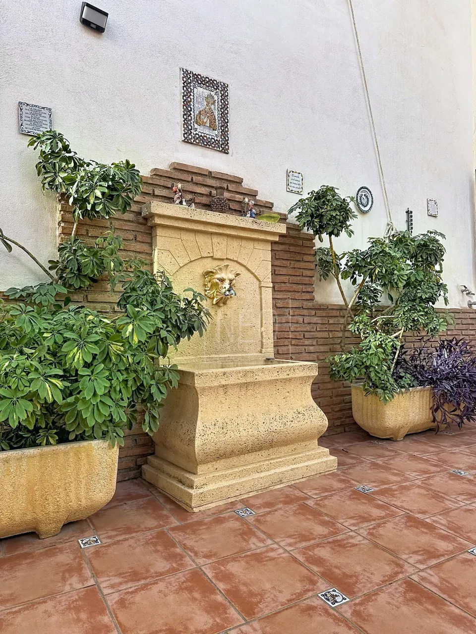 CHALET ADOSADO EN CALLE CAZADOR, HUETOR VEGA