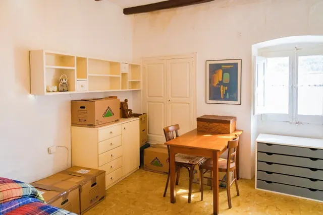 CASA DE PIEDRA DEL S. XVIII, A DOS CALLES, EN MONISTROL DE CALDERS — 7