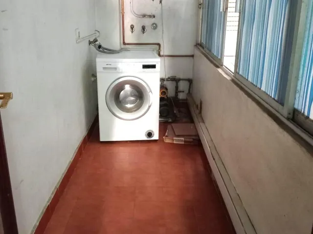 AMPLIO PISO DE CUATRO habitaciones EN ZONA PLAZA PARIS/ESCORXADOR — 18