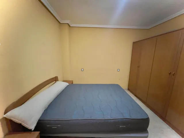 Apartamento con garaje en el centro — 16