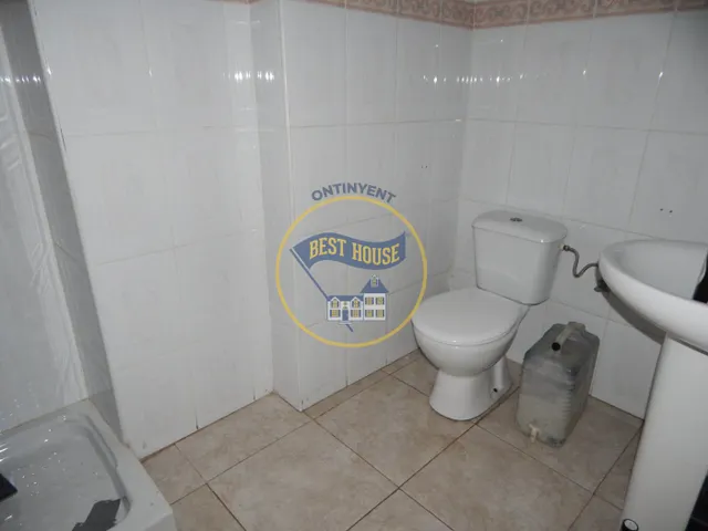 LOCAL COMERCIAL EN UNA EXCELENTE UBICACIÓN EN ONTINYENT — 6