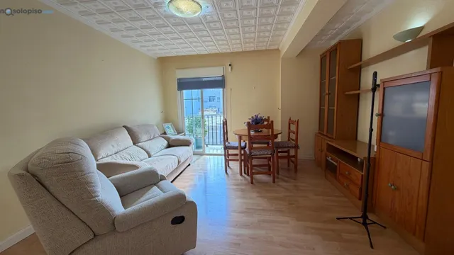 Piso en venta en el centro de Fuengirola - 3 Dormitorios — 3