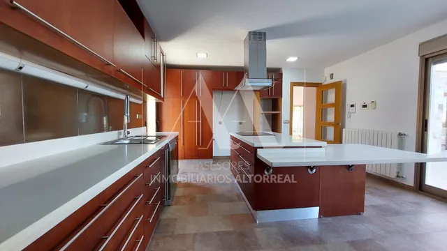 CHALET INDEPENDIENTE EN ALTORREAL — 40