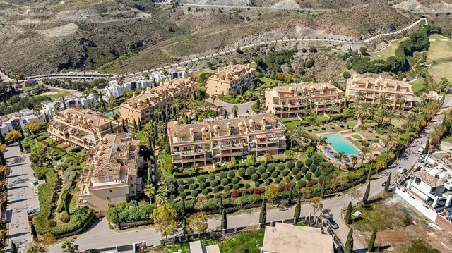 Ático Dúplex 4 habitaciones 159m² en venta - Costa del Sol — 46
