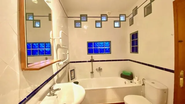 Complejo Turístico 5 habitaciones 219m² en venta - South of spain — 11