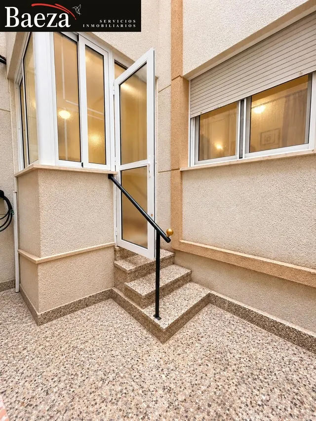 AMPLIA VIVIENDA DE 3 DORMITORIOS CON GRAN TERRAZA, PATIO PRIVADO Y GARAJE EN SANT JOAN D’ALACANT — 16