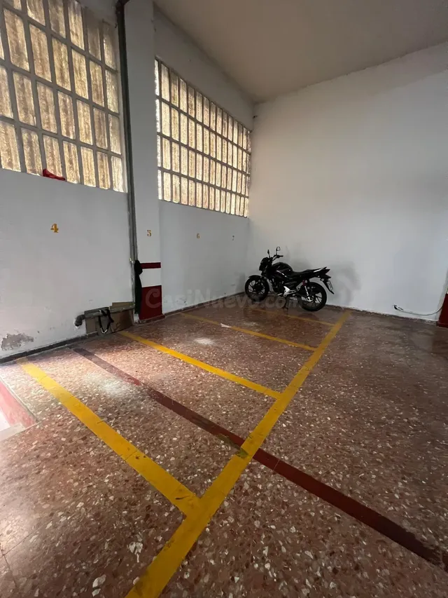GARAJE EN VENTA EN ZONA ANTONIO MACHADO – ELCHE 297 m2 const - foto 2
