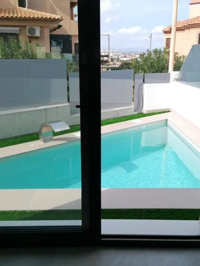 VILLA A ORILLAS DE LA PLAYA DE LA MATA – TORREVIEJA! — 32