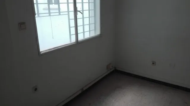 Centro, Encarnación, en pleno corazón de Sevilla. Excelente oficina se alquila. — 7