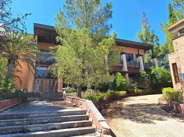 HOTEL EN VENTA EN LAS MONTAÑAS DE ENGUERA (VALENCIA) — 14