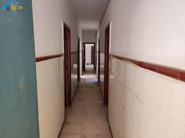 PLANTA BAJA, 3 DORMITORIOS Y 1 BAÑO — 9