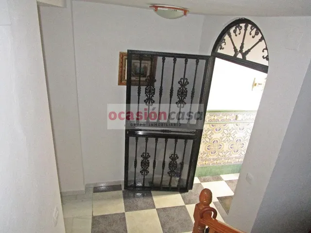 ¡GRAN CASA EN LA BARRIADA DE SANTA CRUZ! — 18