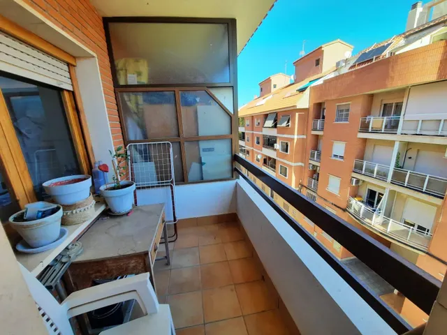 VIVIENDA CON GARAJE — 7