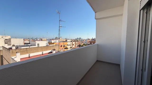 ¡Ático reformado a estrenar en Puerto de Sagunto! — 28
