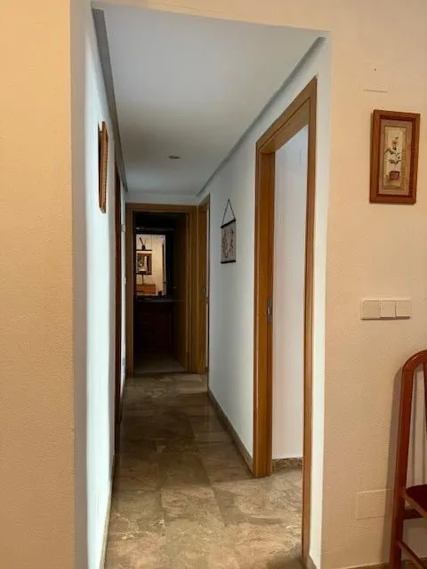 Alquiler de apartamento en el centro , junto a el Corte Ingles, 2 dormitorios, plaza de garaje y trastero — 38