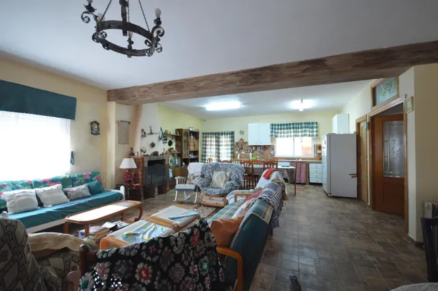 PLANTA BAJA EN VENTA CON PARCELA, LA MAGDALENA — 4