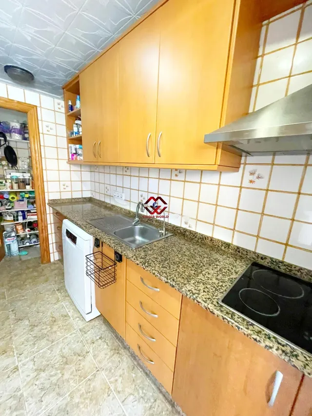AMPLIA VIVIENDA EN PLANTA BAJA EN BAHÍA - foto 5